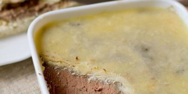 паштет из куриной печени с оливками и коньяком