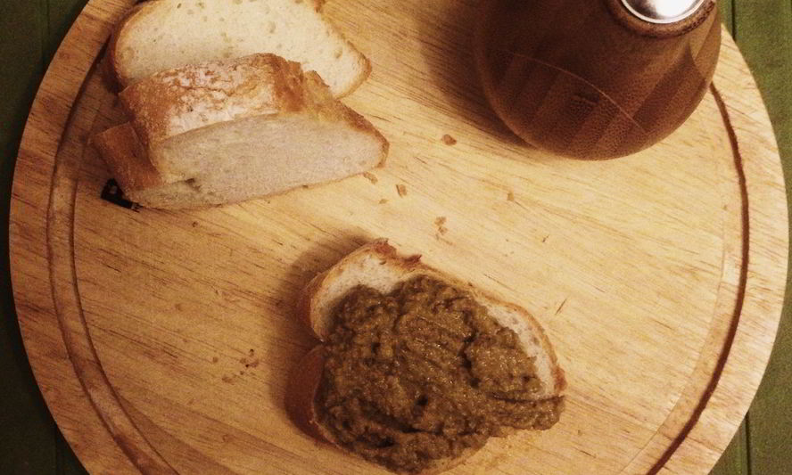 Рецепт паштета из куриной печени с яблоком и сливками