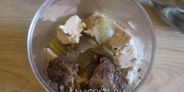 паштет из куриной печени в мультиварке