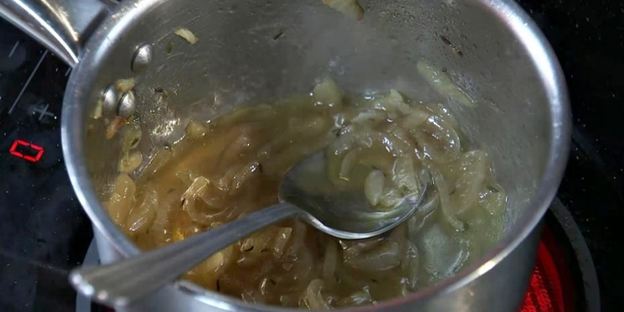 паштет из куриной печенки с луковым конфитюром