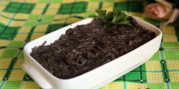 паштет из лесных грибов с гречневыми хлопьями