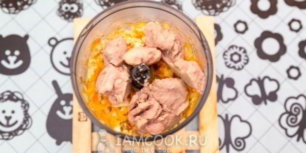 яичный паштет с печенью трески и овощами