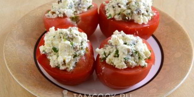 помидоры, фаршированные сербской брынзой и оливками