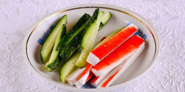 роллы с крабовыми палочками