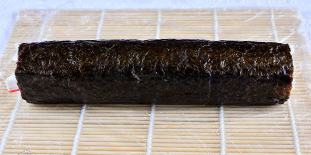 роллы с крабовыми палочками