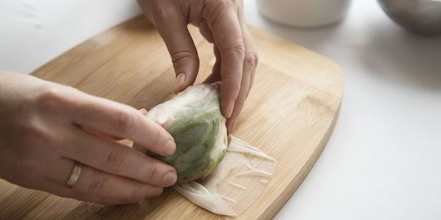 спринг-роллы с курицей