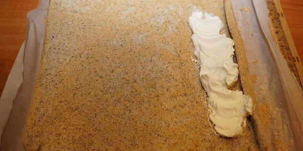 бисквитный рулет с жасмином