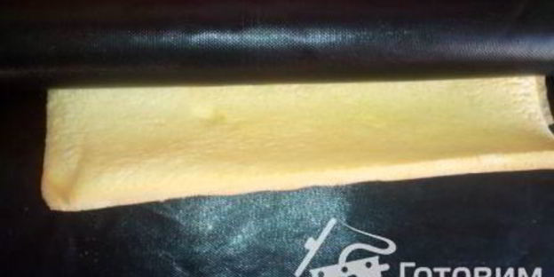 бисквитный рулет зимний