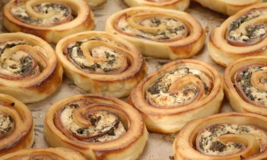 Рецепт картофельного рулета со шпинатом и беконом