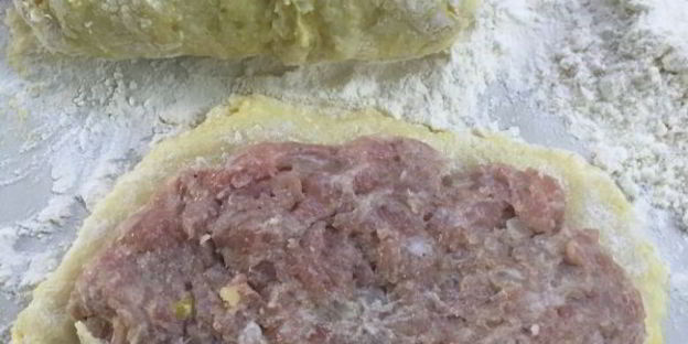 картофельные рулетики с мясом