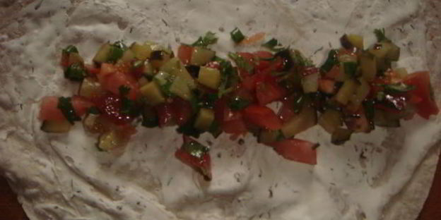 хрустящие рулеты с овощной начинкой