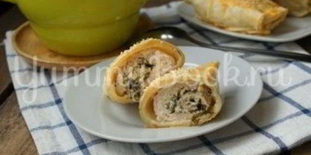 куриные рулетики в слоеном тесте