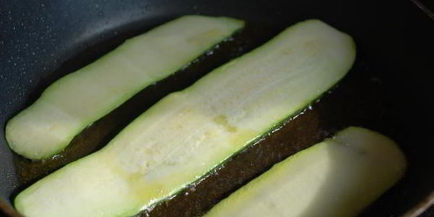 куриные рулеты в сюртучках