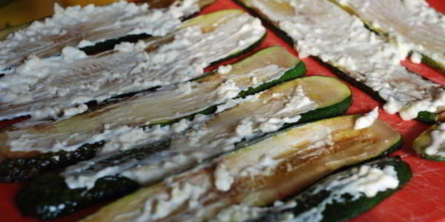 куриные рулеты в сюртучках