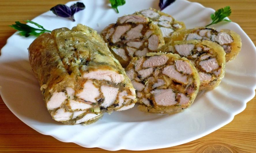Рецепт мраморного рулета из курицы