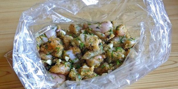 мраморный рулет из курицы