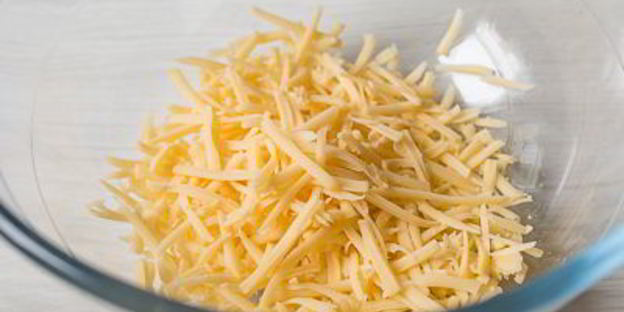 мясной рулет с брокколи и сыром