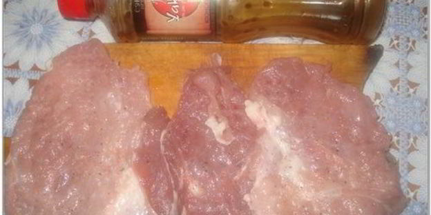 мясные рулетики с куриной печенью и перцем