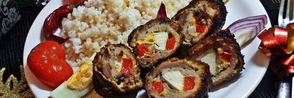 Мясные рулетики с сырной начинкой