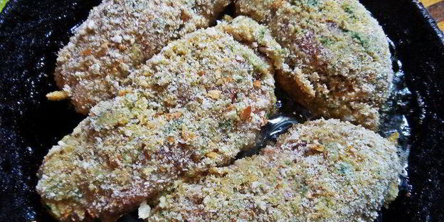 мясные рулетики с сырной начинкой