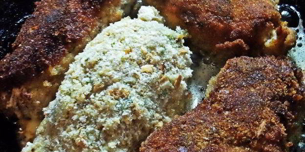 мясные рулетики с сырной начинкой