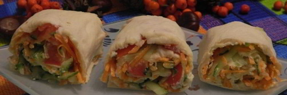 Овощной рулет из лаваша с адыгейским сыром