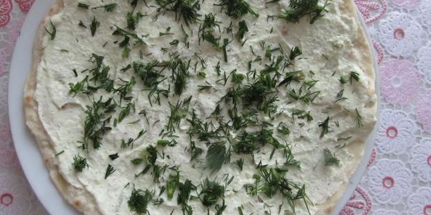 рулет из домашнего лаваша с начинкой