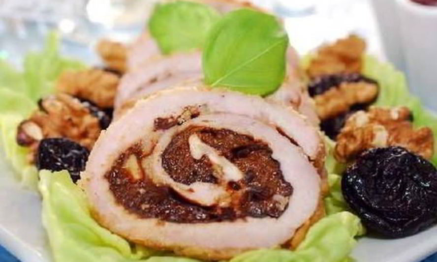 Рецепт рулета из индейки с черносливом