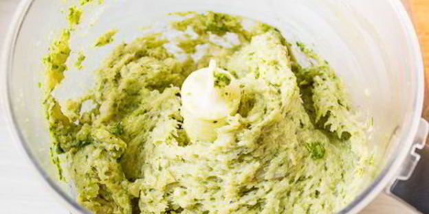 рулет из курицы с базиликом