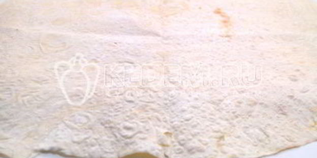 рулет из лаваша с крабовыми палочками