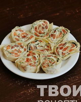 Рулет из лаваша с семгой