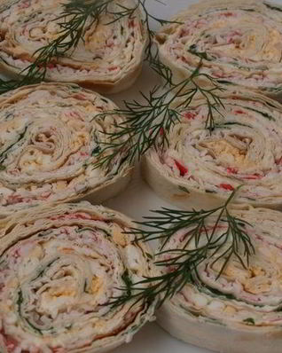 Рулет из лаваша с творожным сыром