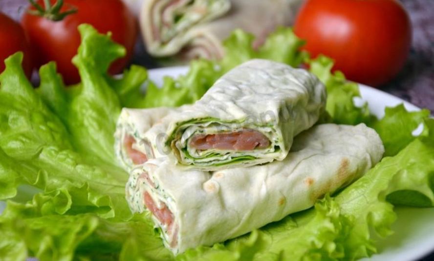 Рецепт рулета из лаваша сыра и красной рыбы