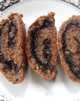 Рулет из творожного теста с маком