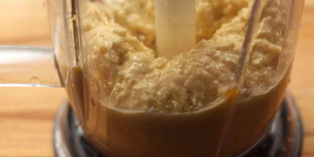 рулет с марципаном