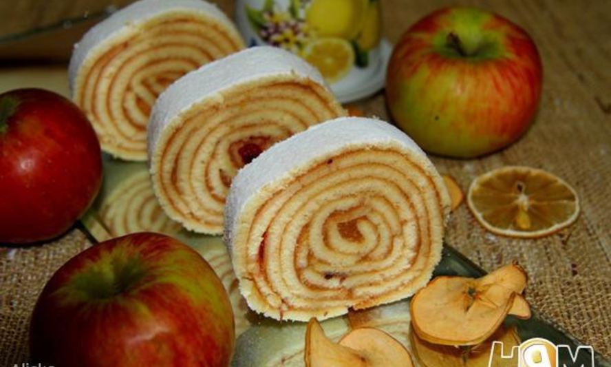 Рецепт рулета с яблоками bolo de rolo