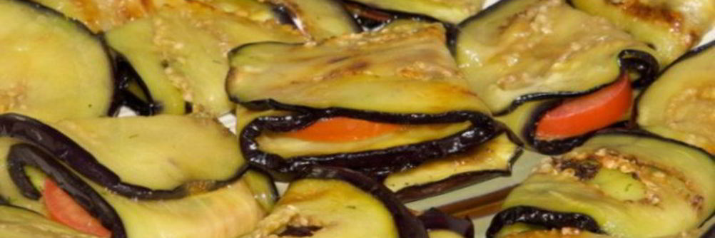 Рулетики из баклажанов