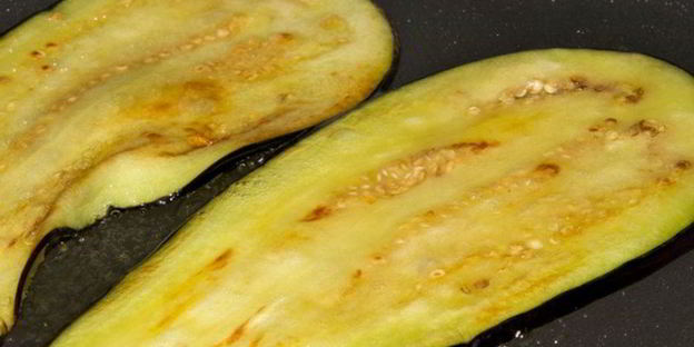 рулетики из баклажанов