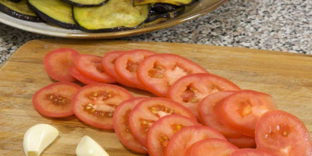 рулетики из баклажанов