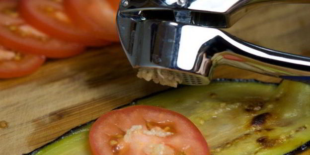 рулетики из баклажанов