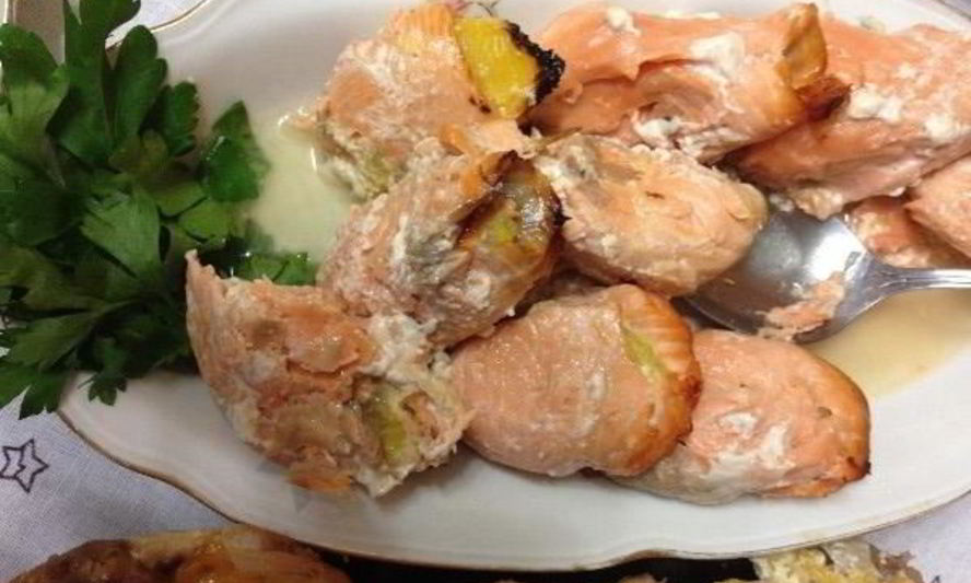 Рецепт рулетиков из форели с апельсинами