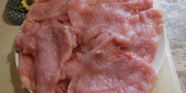 рулетики из индейки с грибами и сыром