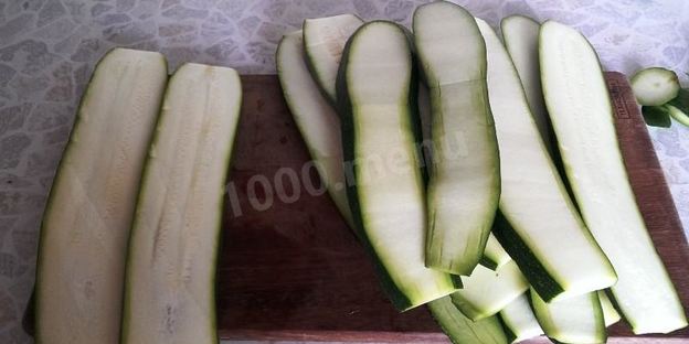 рулетики из кабачков с сыром и чесноком быстро и вкусно