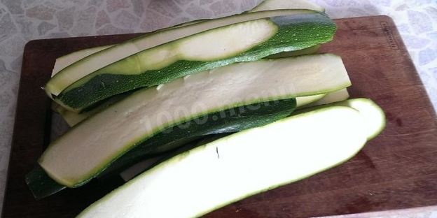 рулетики из кабачков с сыром и чесноком быстро и вкусно