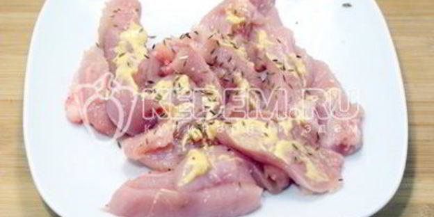 рулетики из курицы в беконе