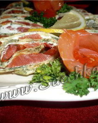 Рулетики из лосося