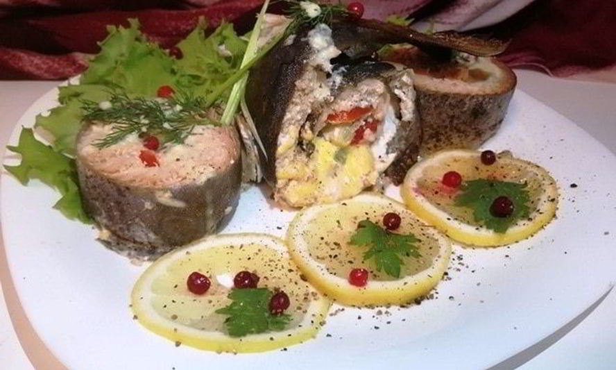 Рецепт рулетиков из рыбы с начинкой