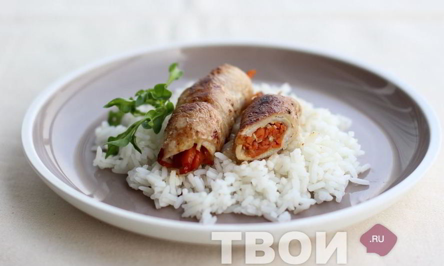 Рецепт рулетиков из свинины с морковью и чесноком
