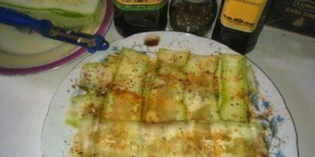 рулетики из цуккини и форели