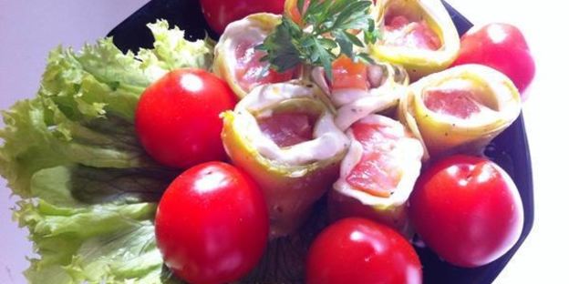 рулетики из цуккини и форели